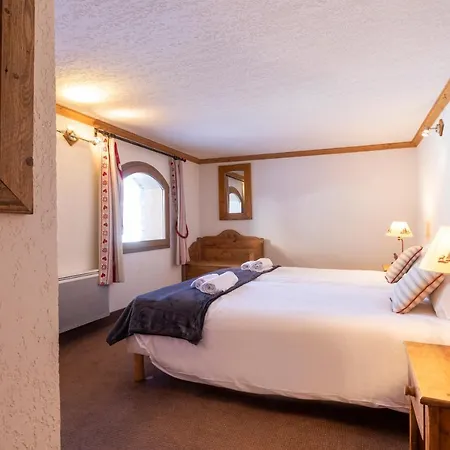 Chalets Les Perdrix - Mountain Collection *