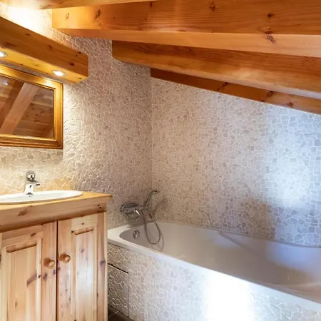 Chalet Chalets Les Perdrix - Mountain Collection *